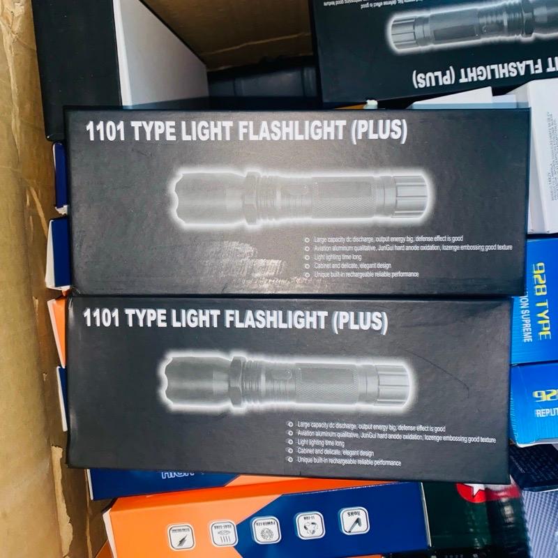 1101 Flash Light Taser